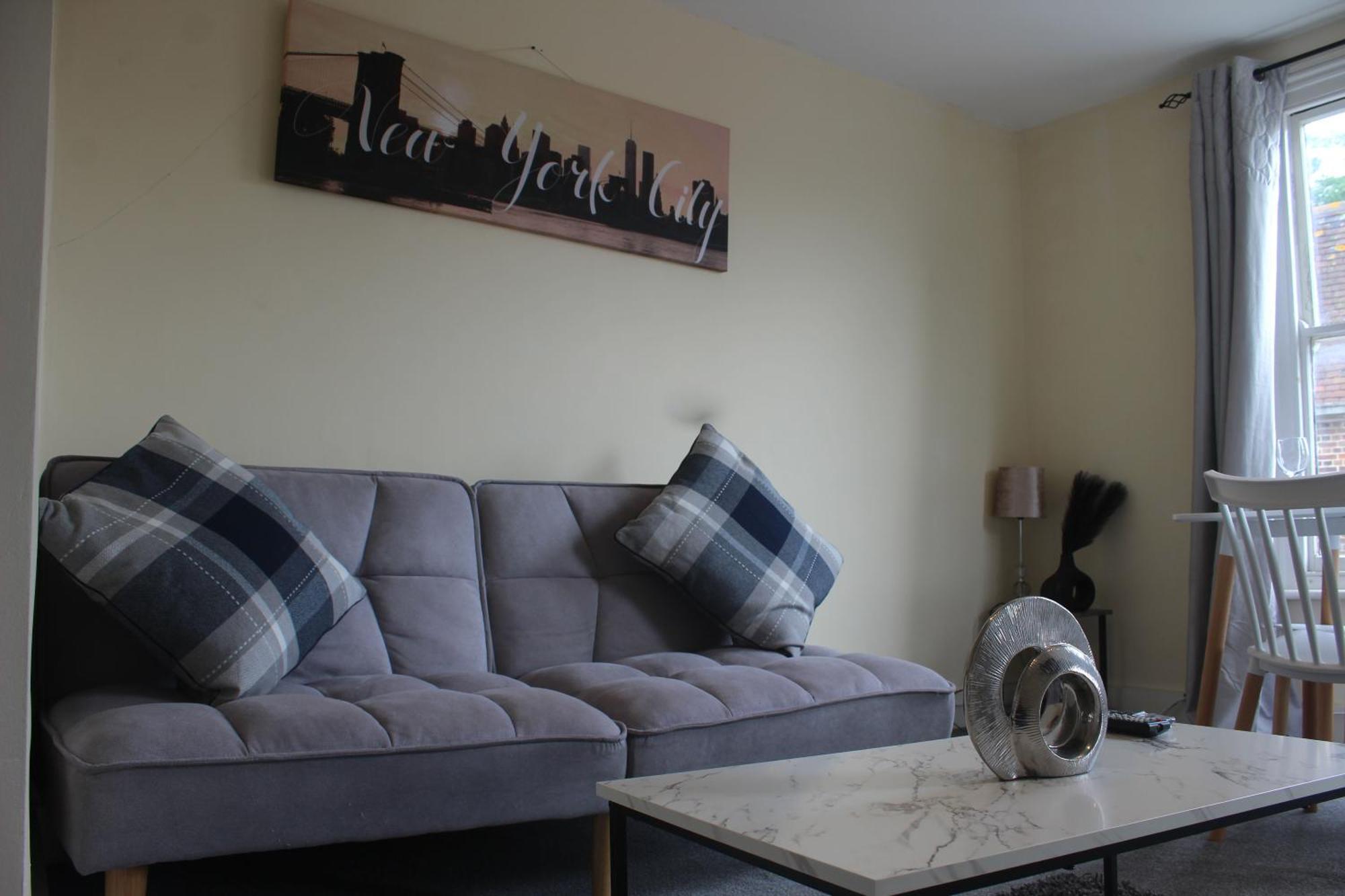 City Heights Apartment Canterbury Bagian luar foto